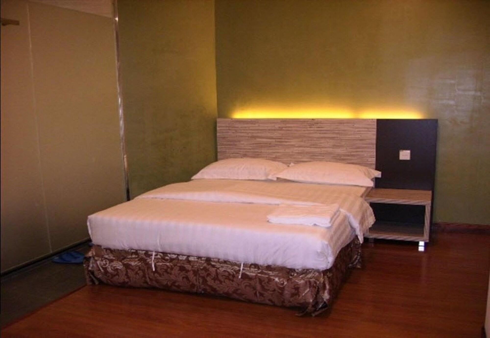 Lbs Hotel Cheras Kültér fotó