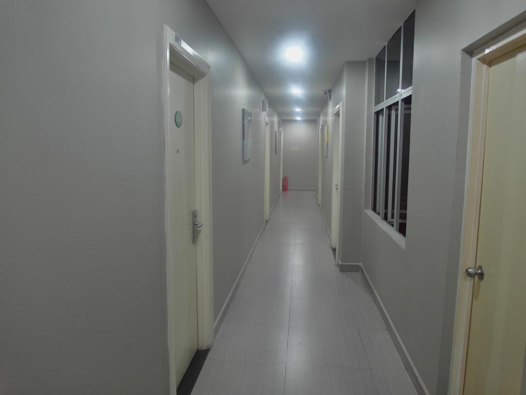 Lbs Hotel Cheras Kültér fotó